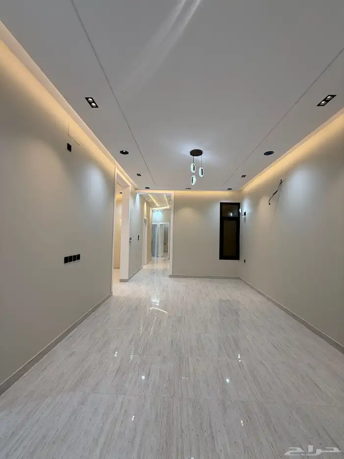 للبيع شقق علويه وارضيه بسعر صيدة بدرة الموسي ع برحه مسجد 45