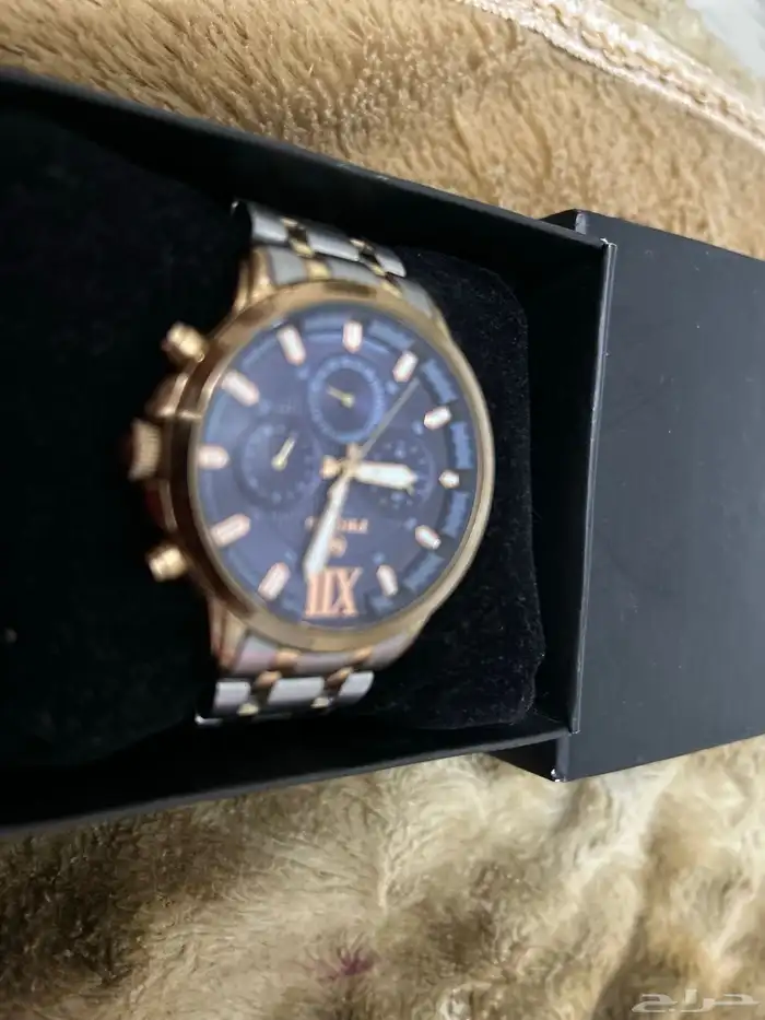 الساعة للبيع قيمتها 800 ريال أبغى فيها 500 2