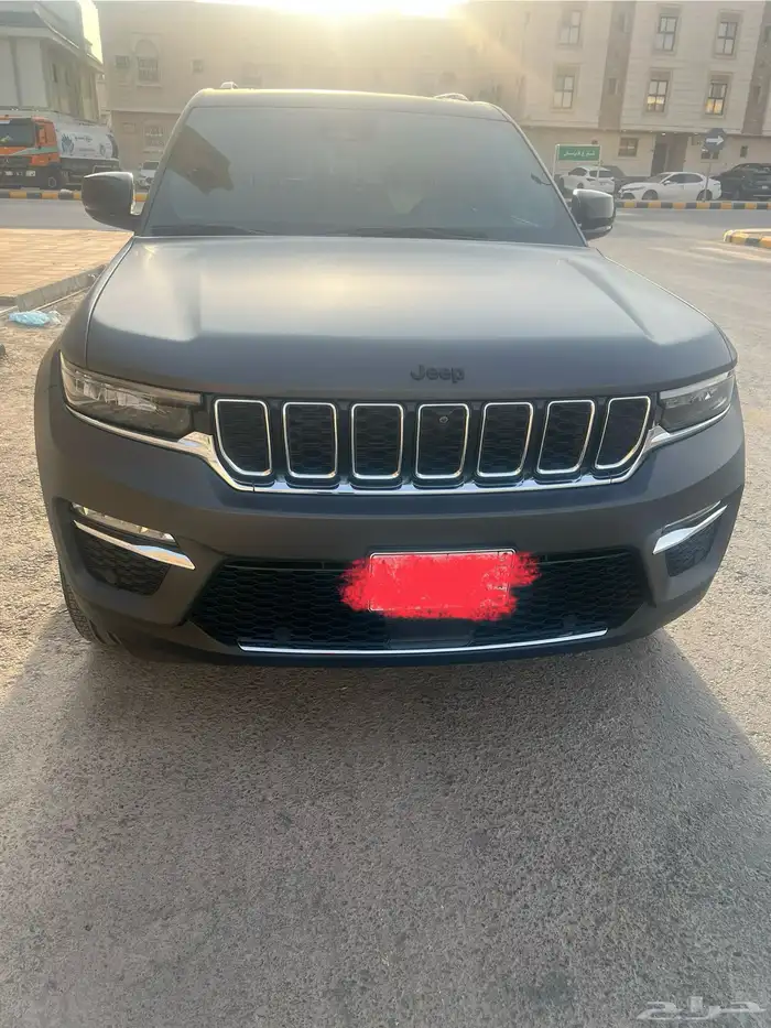 جيب شيروكي 2025 4