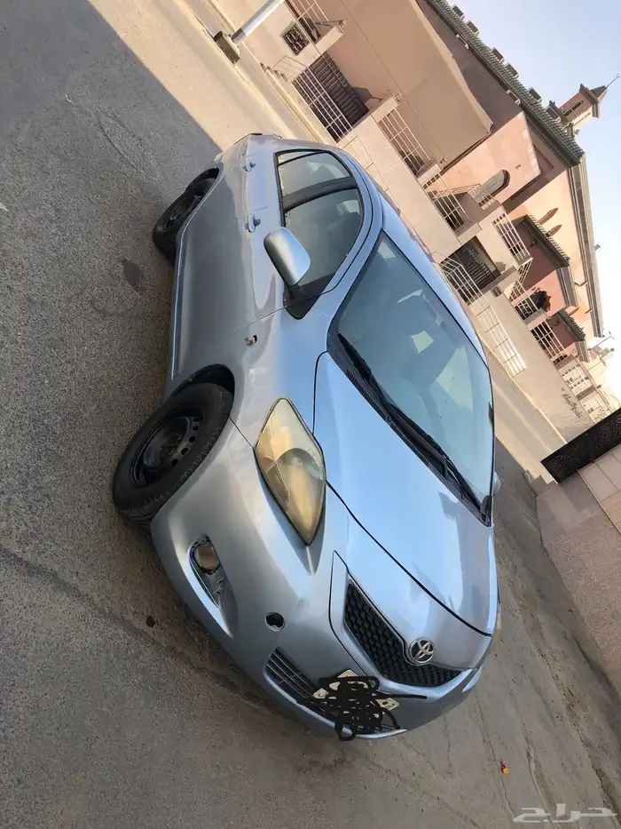 يارس موديل 2010 القير عادي لا يوجد بيع بالتقسيط 0