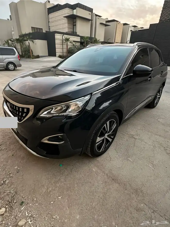 سيارة للبيع   بيجو 3008 موديل 2018 0