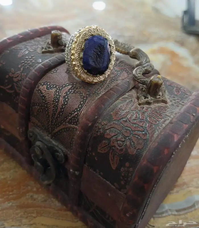 خاتم زفير بالصياغة المميزه من الفضه مع شهادة مطعم بالياقوت 10