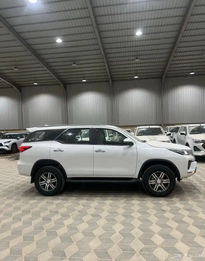 تويوتا فورتشنر GX2 2025 3