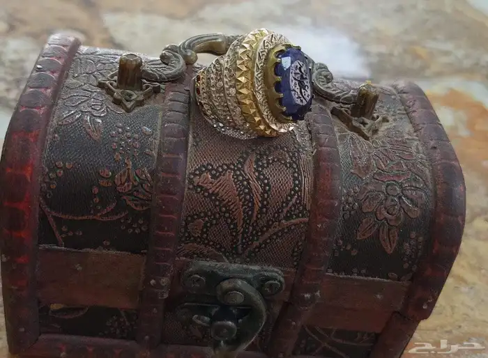 خاتم زفير بالصياغة المميزه من الفضه مع شهادة مطعم بالياقوت 11