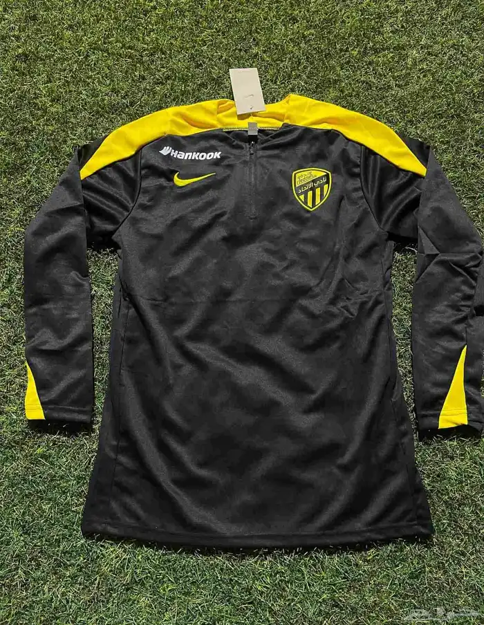 ملابس نادي الاتحاد السعودي خامه ممتازه متوفر طباعه اسماء 0