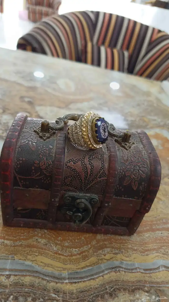 خاتم زفير بالصياغة المميزه من الفضه مع شهادة مطعم بالياقوت 8