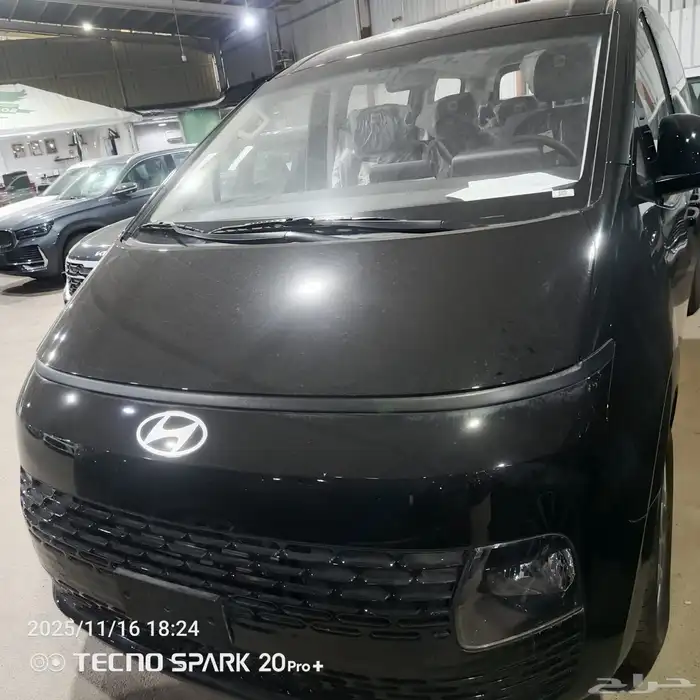 هيونداي استاريا ركاب 9 مقاعد ديزل2025 12