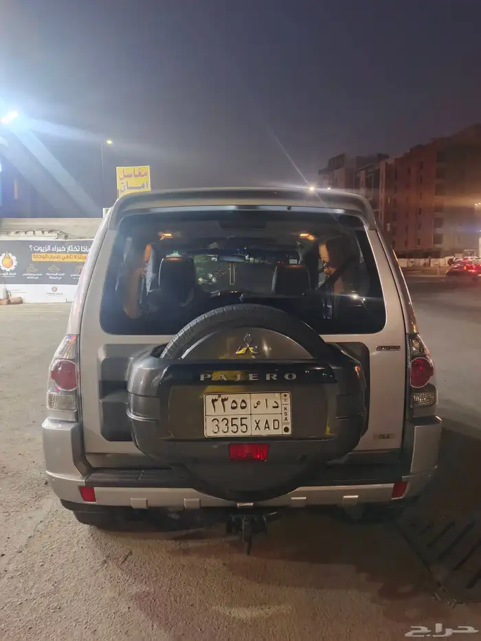 ميتسوبيشي باجيرو ربع 2016 للبيع 6