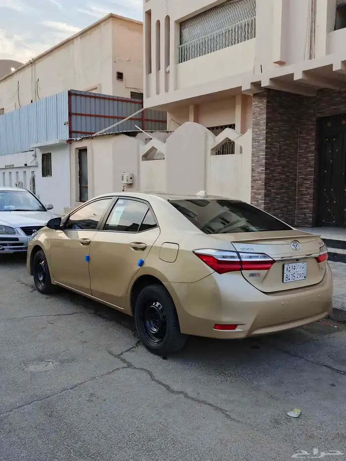 كورولا 2018 للبيع 6