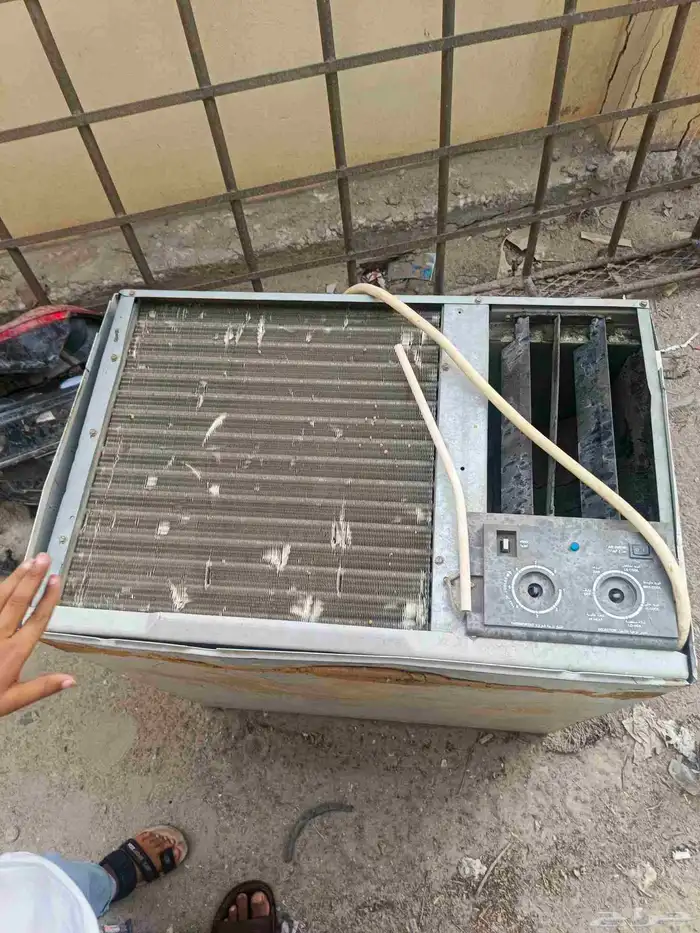 عدد 2 مكيف فريون للبيع المستعجل يعمل بشكل ممتاز 1