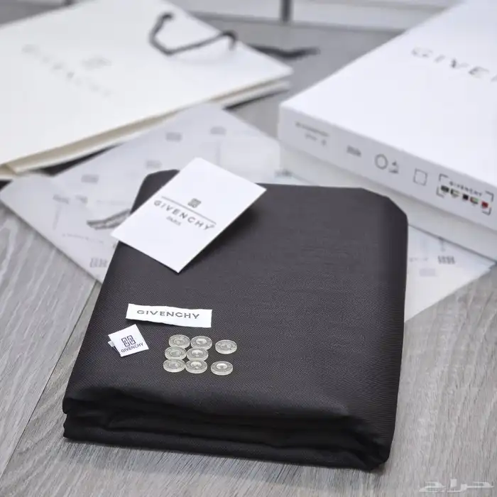 قماش شتوي ماركة جفنشي 8