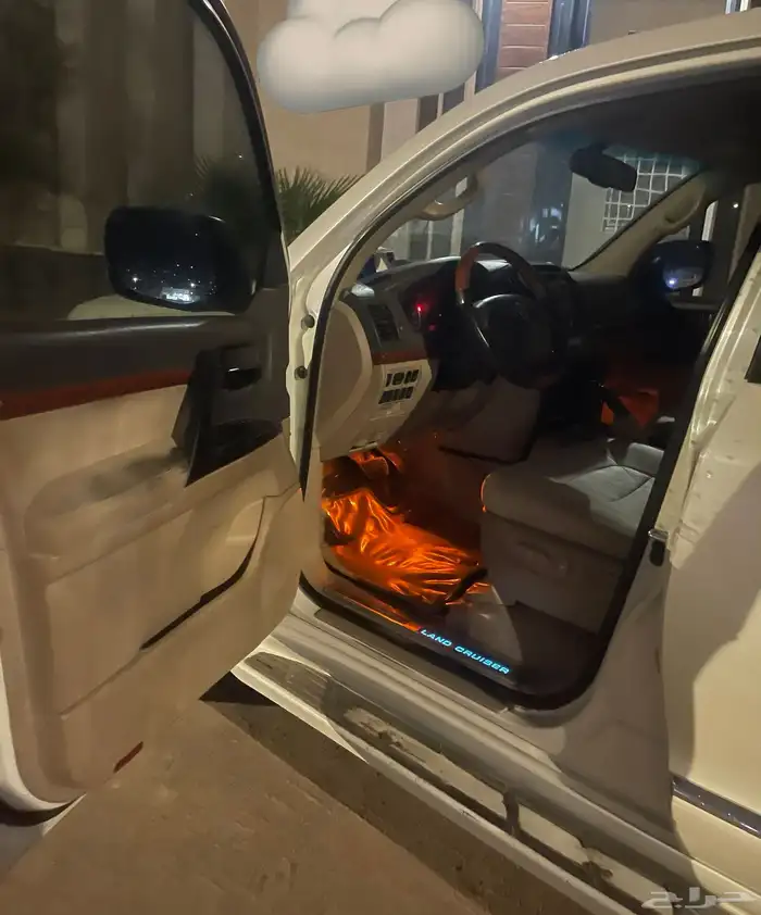 جيب لاندكروزر 2015 نظيف 10