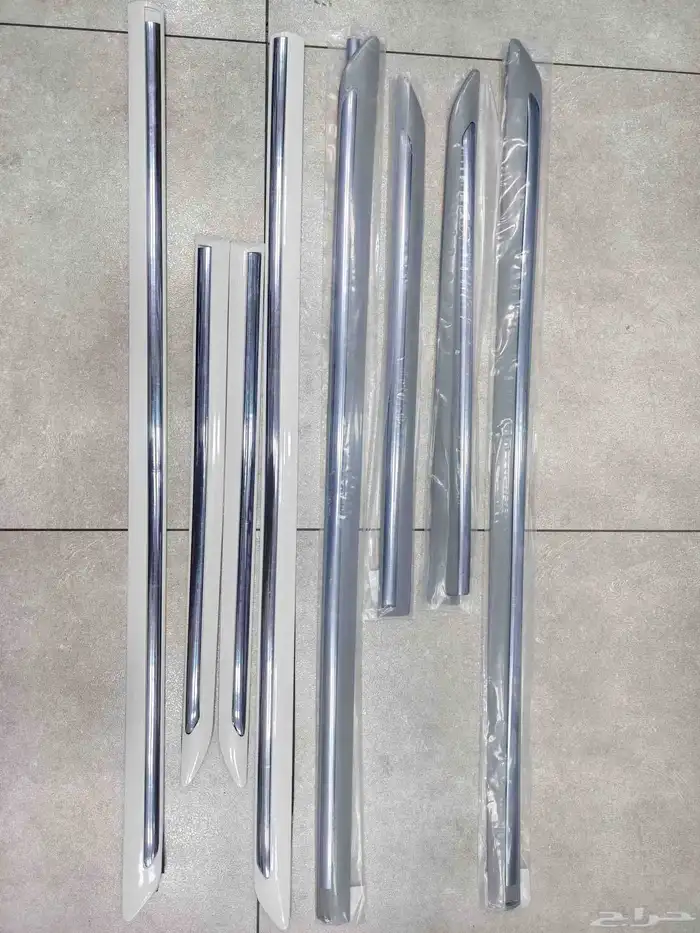 جلد جانبيه مع النيكل ابيض وبدون بويا كامري 2007  2011 0