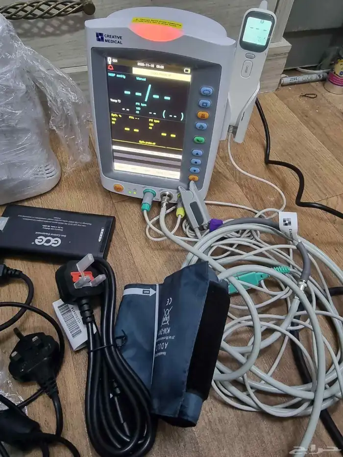 جهاز قياس العلامات الحيويه ومتابعه المريض 5