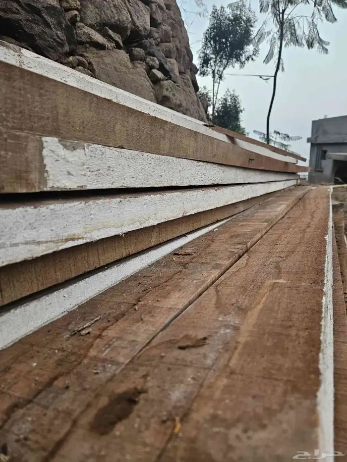 خشب للبيع بسعر رمزي 2