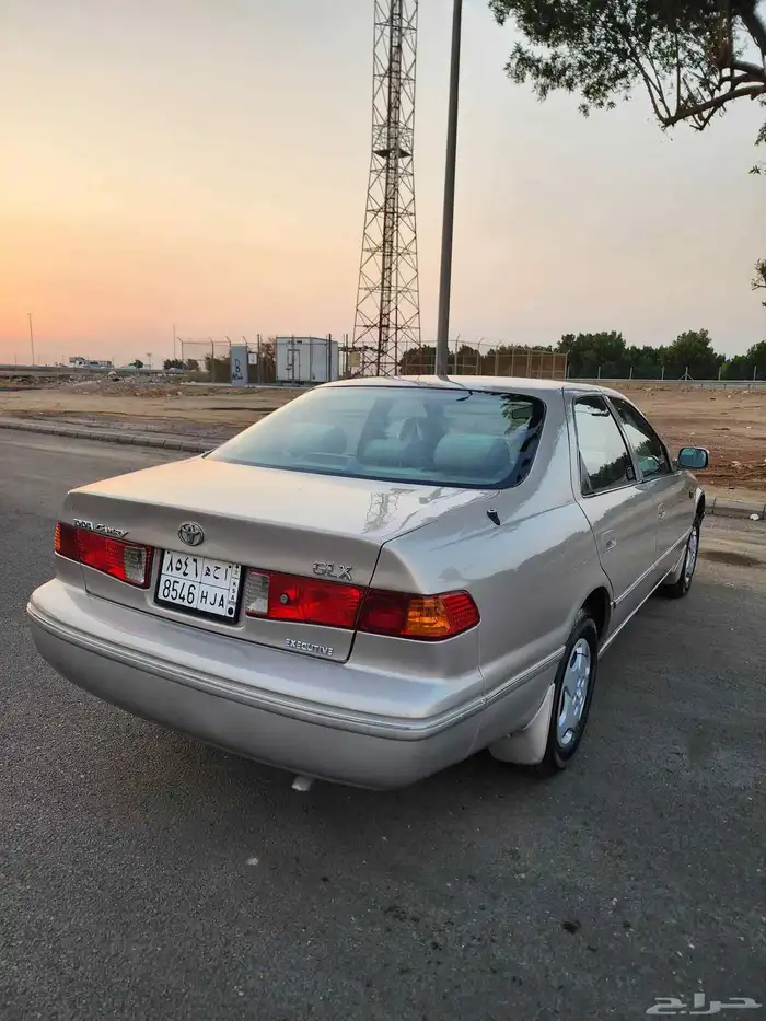 تويوتا كامري 2001 15