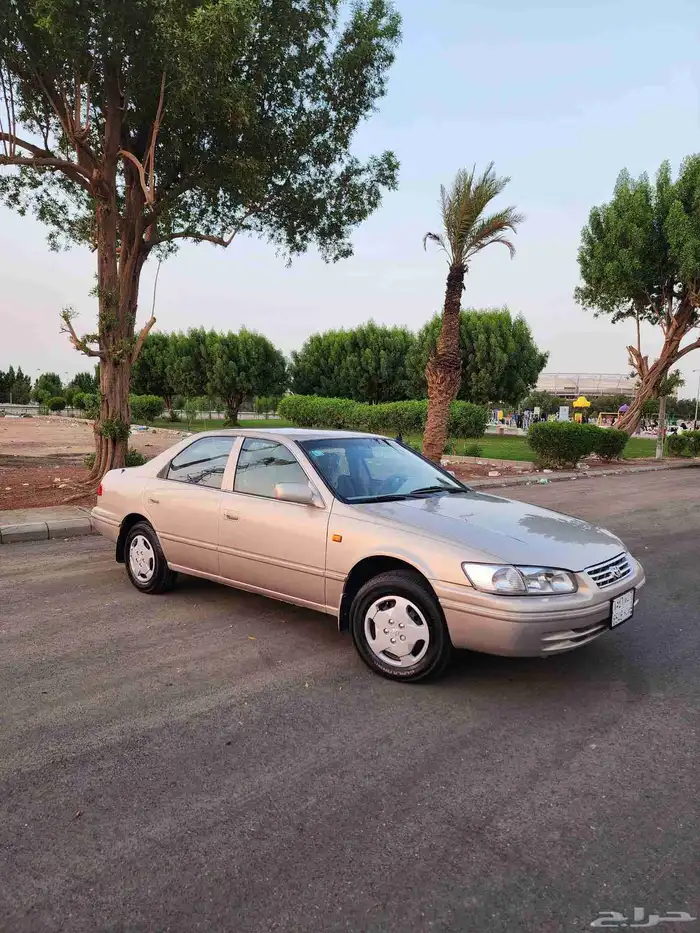 تويوتا كامري 2001 10