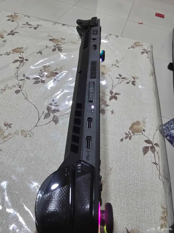 Asus Rog Ally X 2024 model 3