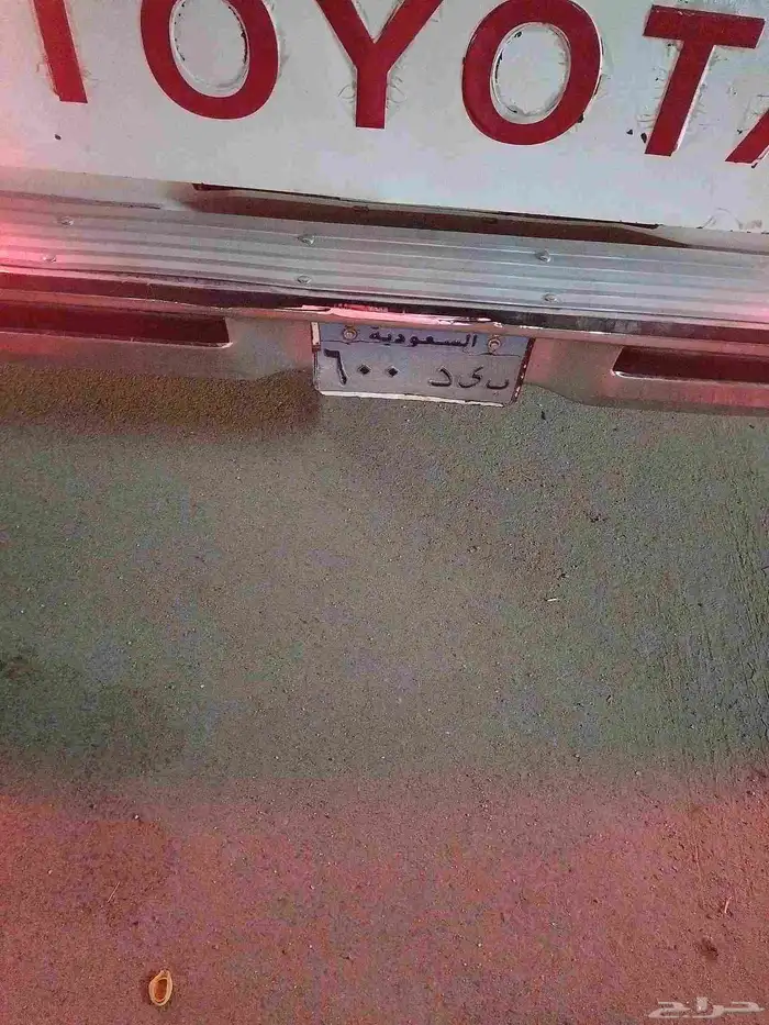 لوحه لبيع 600 ب ي د 0