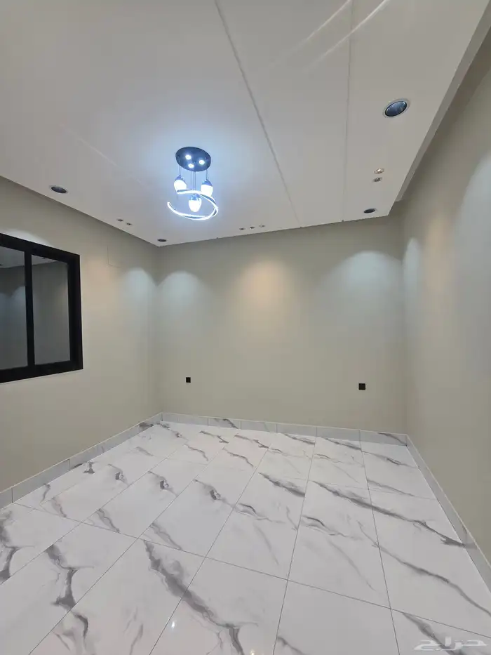 للبيع روف ارضى وعلوى بحوش ومدخل سياره شمال التضامن 17