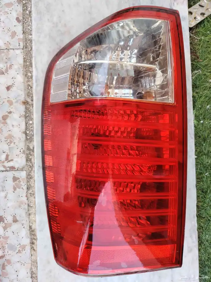 استوب خلفي يسار كيا كرنفال موديل 2010 0