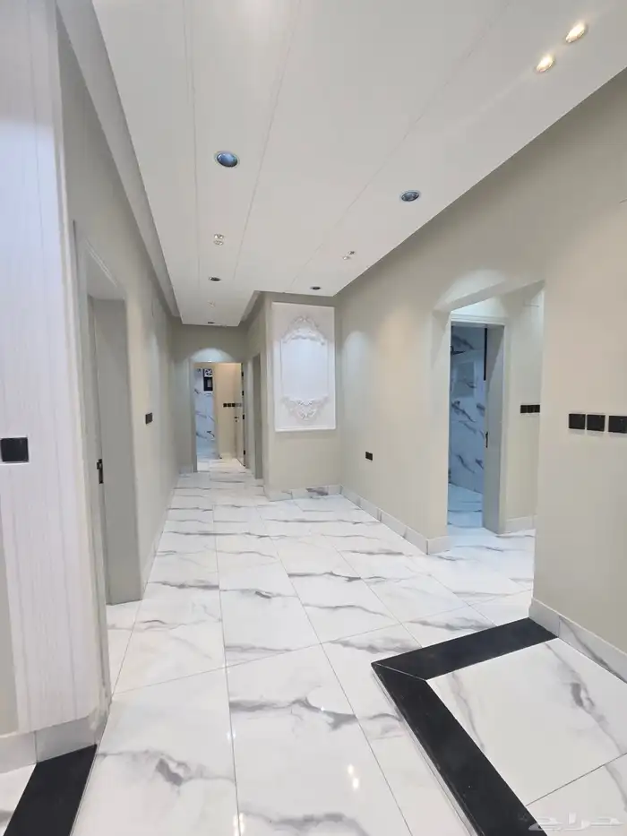 للبيع روف ارضى وعلوى بحوش ومدخل سياره شمال التضامن 35