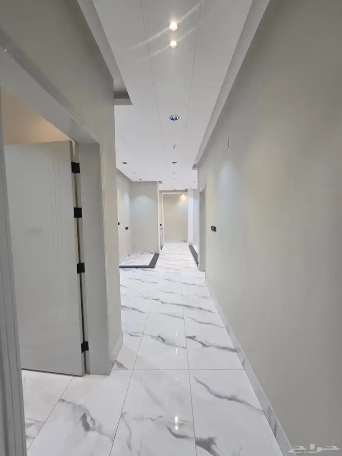 للبيع روف ارضى وعلوى بحوش ومدخل سياره شمال التضامن 43