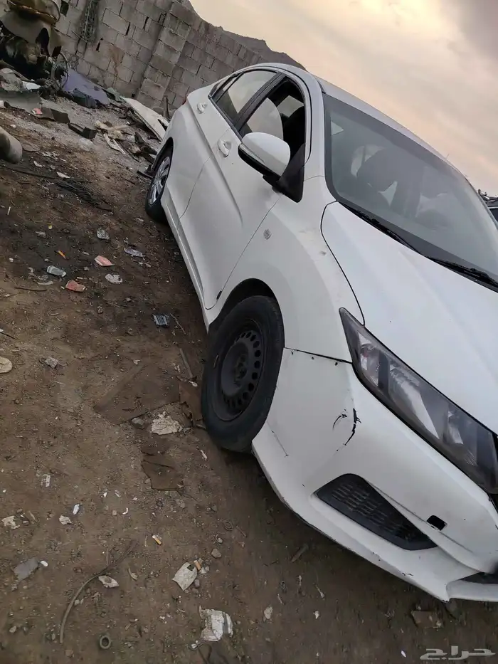 هوندا سيتي 2016 قطع غيار فقط 2