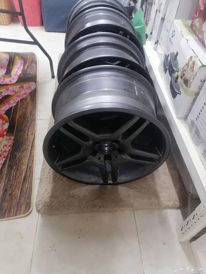 جنوط E55 اصليات عرصين مقاس 18 1