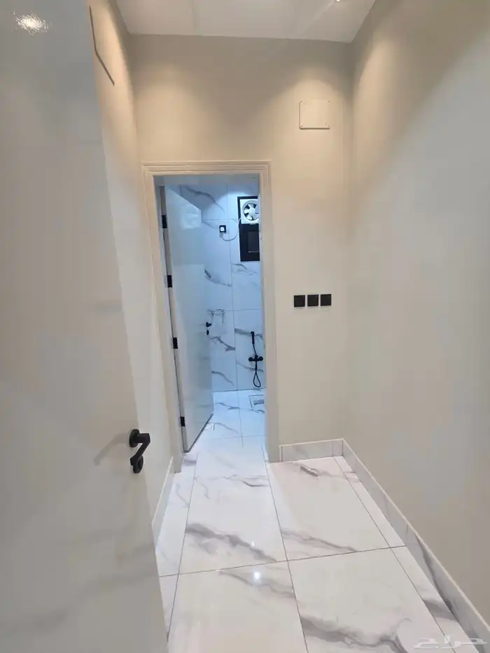 للبيع روف ارضى وعلوى بحوش ومدخل سياره شمال التضامن 20