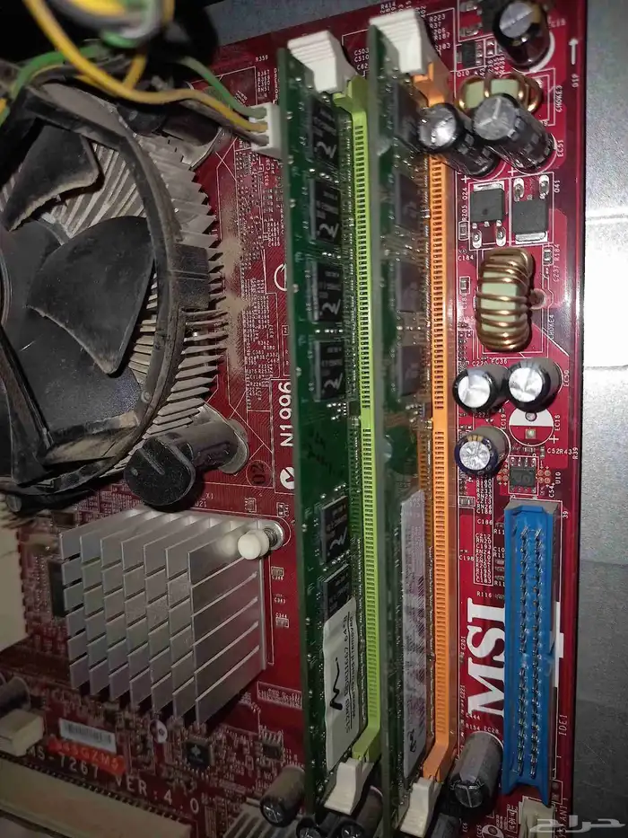 كمبيوتر وندز 7للبيع كامل أو تشليح 3