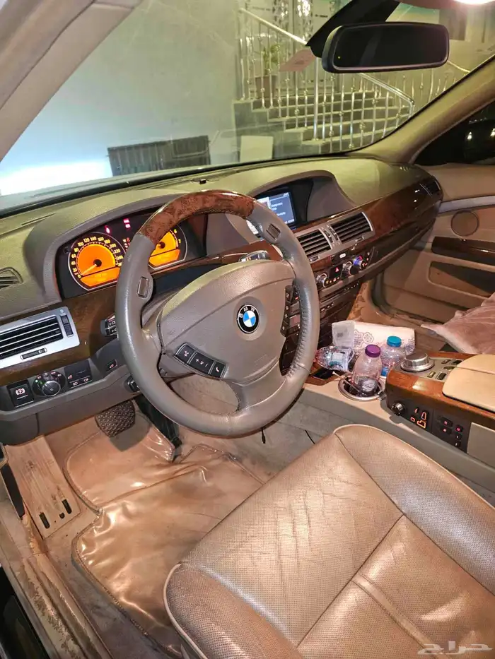 بي ام 2007 مقاس 735 فل كامل بودي بلد وداخلية السيارة نظيفة 4