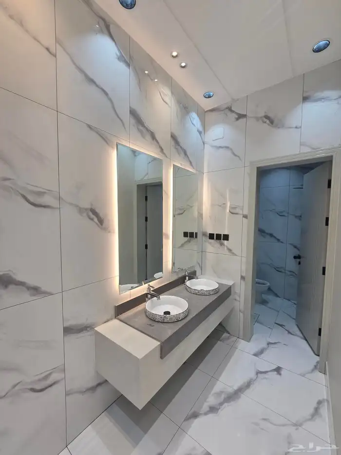 للبيع روف ارضى وعلوى بحوش ومدخل سياره شمال التضامن 4