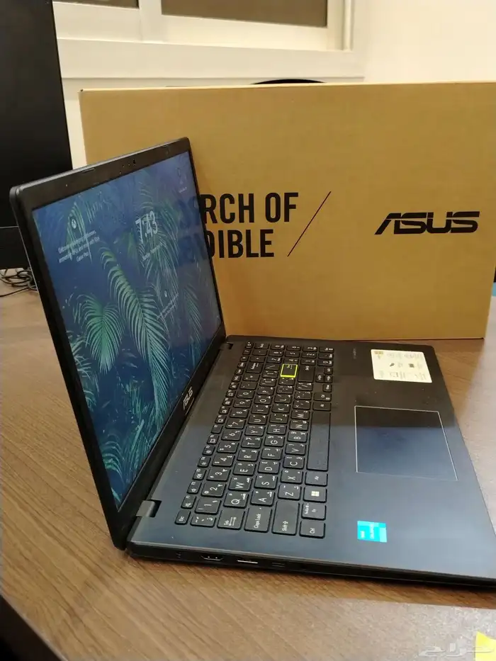 عدد 2 لاب aasus استخدام مكتب اقل من شهر سعر الجهازين 1800 5