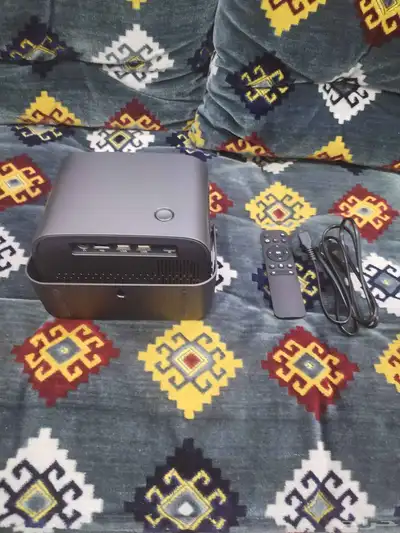 للبيع بروجكتر من شركه باينتك index