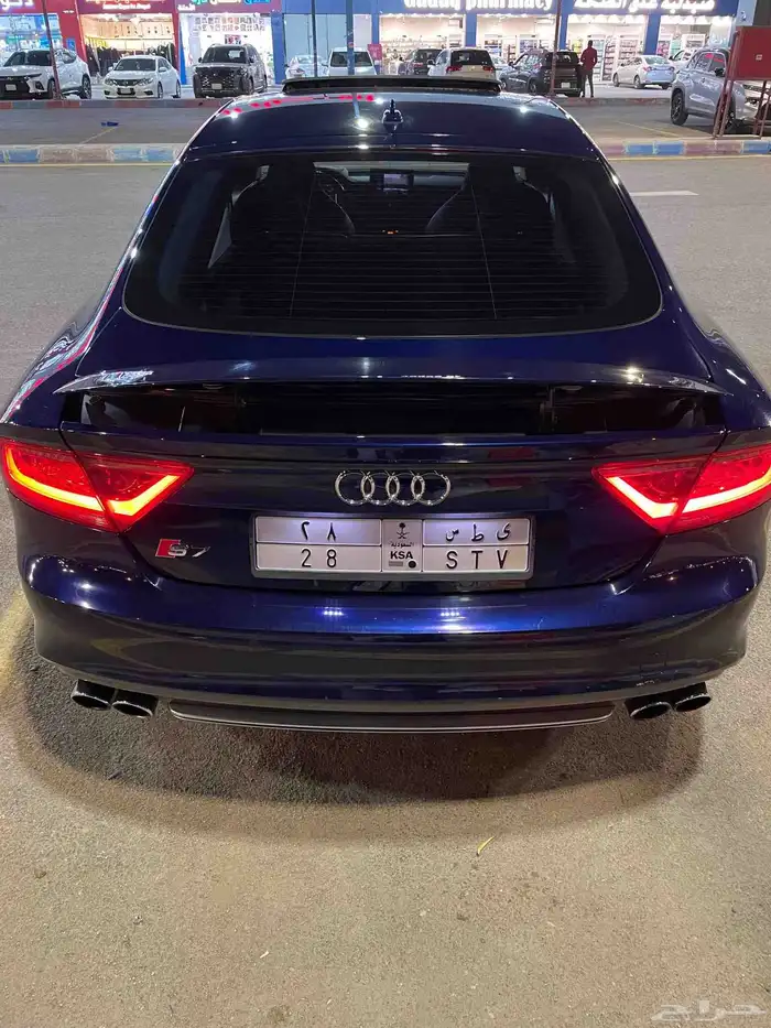 اودي S7 توين تيربو 8 سلندر 8
