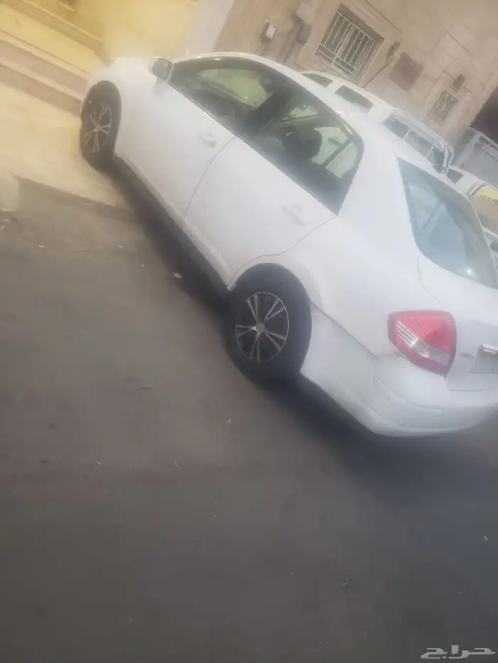 نيسان تيدى 2012 1