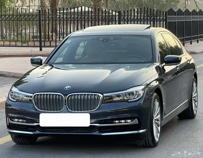 بي ام دبليو Li730 2018 فل سعودي 3