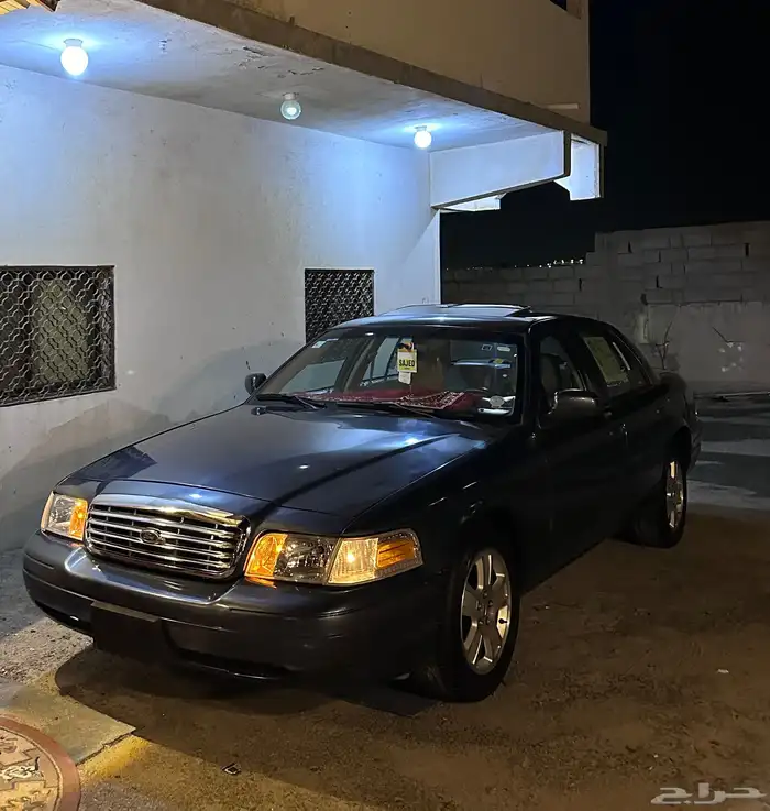 فورد فكتوريا 2011 12