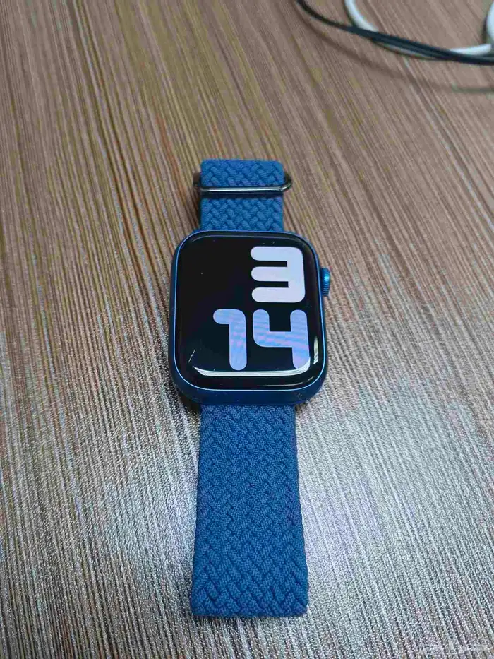 ساعة أبل الإصدار السابع GPS 0