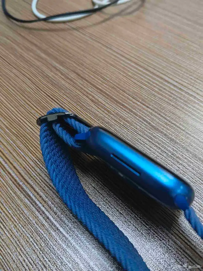 ساعة أبل الإصدار السابع GPS 2