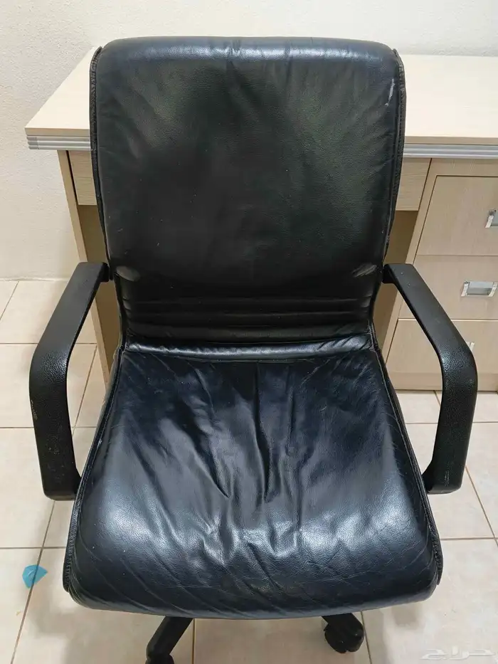 مكتب طاولة وكرسي 3