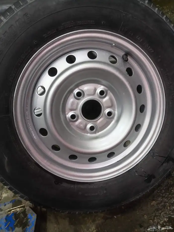 جنوط هيلكس 2015 شدبلد اصلي وكاله كفرات برجستون اصلي مقاس15 7