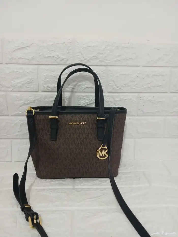 شنط كوتش دكنى مايكل كورس موديلات حديثه 43