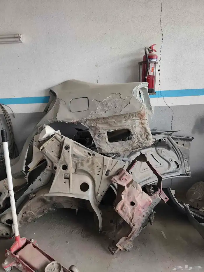 قطع تشليح - كامري - شنطة كامارو 0