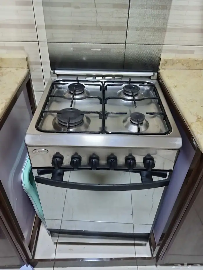 للبيع برتقاز جليم غاز 4 عيون السعر 550 نظيف فيه عين واحد مش 0