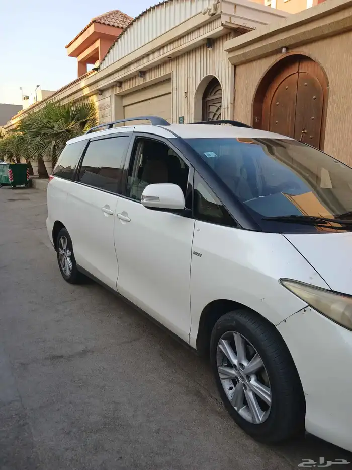 تويوتا كامري بريفيا 2011 0