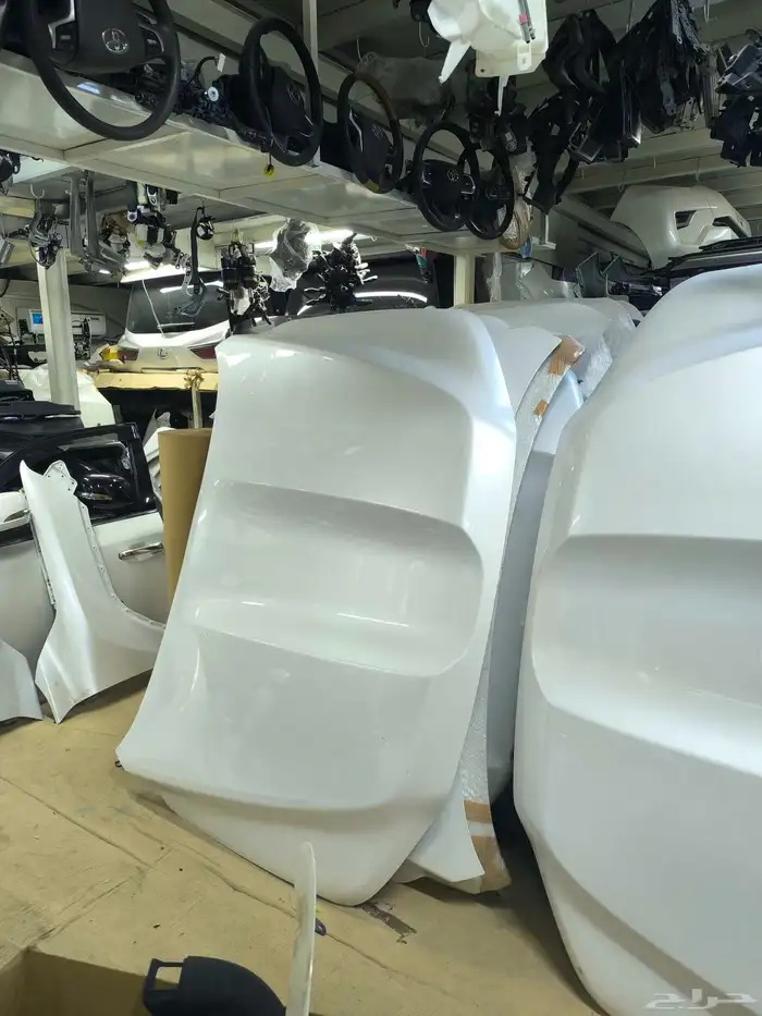 قطع غيار. لاند لكزس 3