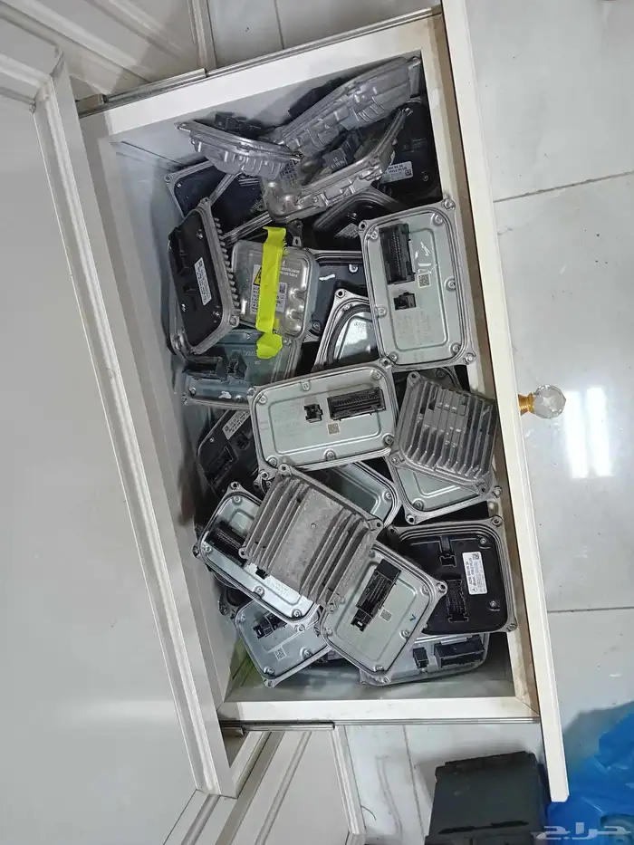 قطع غيار مرسيدس 1