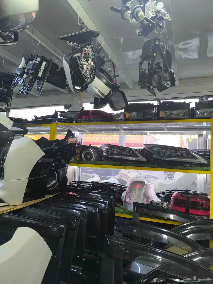 قطع غيار. لاند لكزس 6